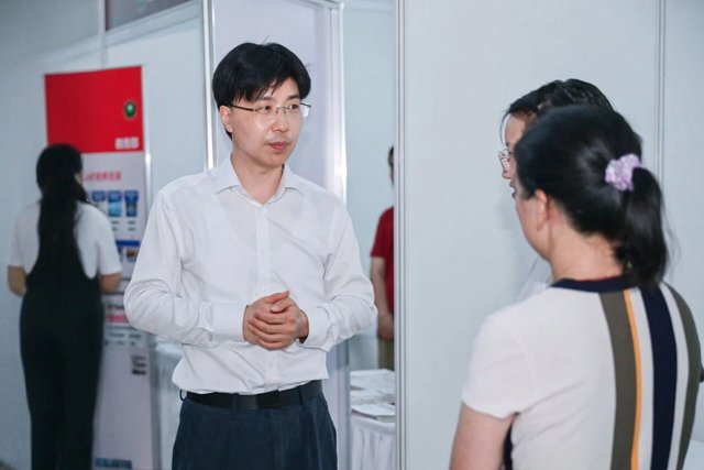 微信图片_2026-06-21_194151_268.jpg 易付宝app官方下载使用方法办公室