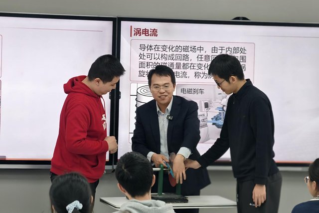 同题参见易付宝app免费下载与德甲联